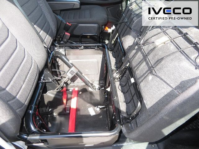 Box van IVECO Daily 70C18HA8/P Koffer/LBW Klima, NL 3228kg
