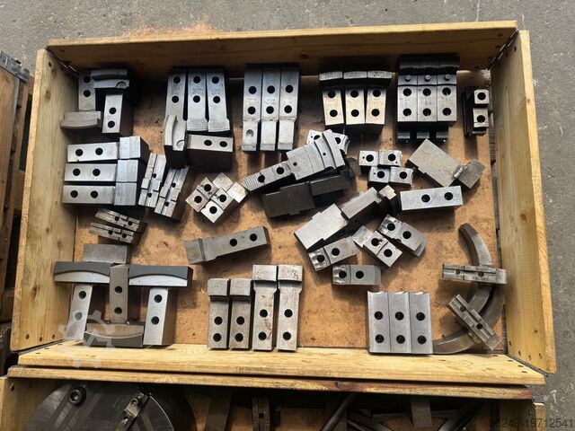 Three-jaw chuck SMW HG 400