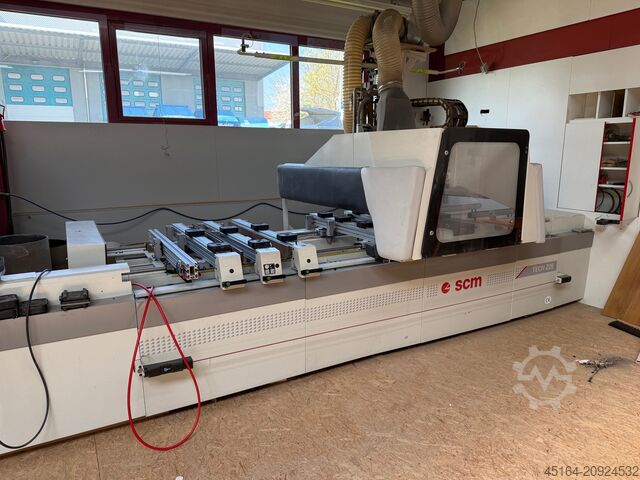 CNC Bearbeitungszentrum SCM TECH Z 25