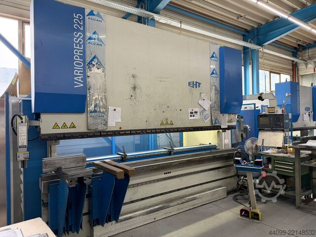 Press brake EHT VarioPress 225-4050