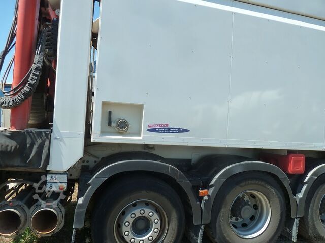 Vacuum and pressure truck Renault C 460