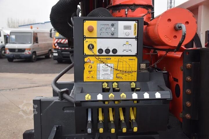 Crane truck DAF CF 370