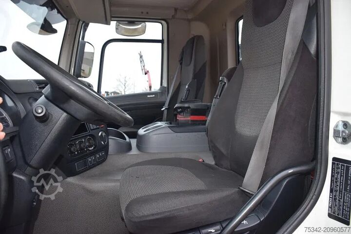 Crane truck DAF CF 370