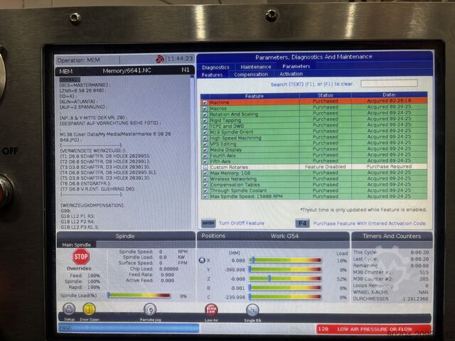 Vertical machining center HAAS umc 750