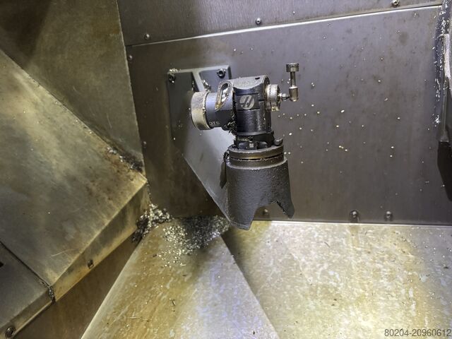 Vertical machining center HAAS umc 750