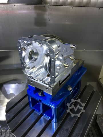 Vertikales Bearbeitungszentrum HAAS umc 750 SS