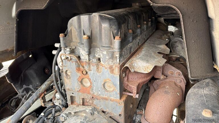 Chassis cab Renault Premium 320 (BOITE MANUELLE / MANUAL GEARBOX)