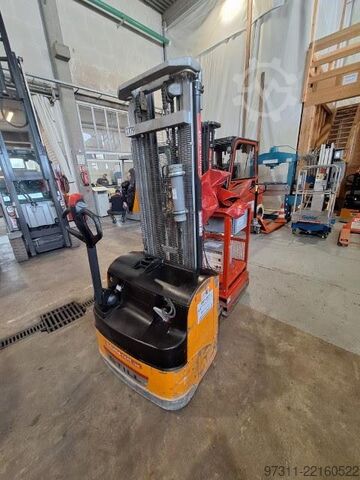 Stacker Still EGV 16