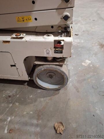 Scissor lift Genie GS-4047