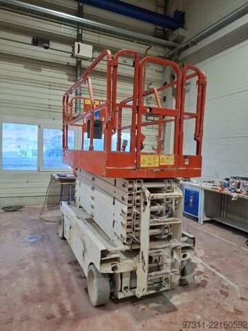 Scissor lift Genie GS-4047