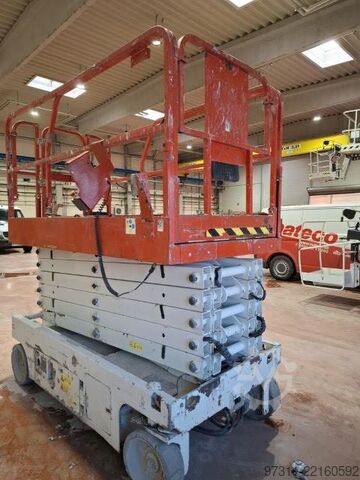 Scissor lift Genie GS-4047