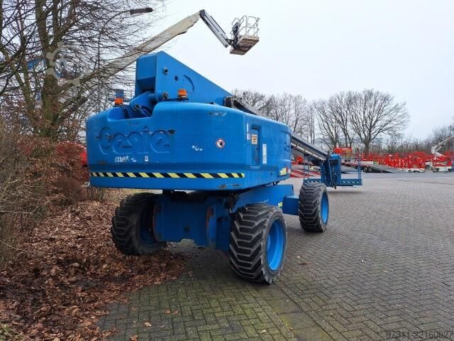 Teleskopbühne Genie S-85