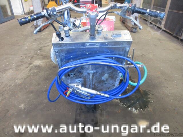 Road markings Graco LineLazer Viscount I Airlesspumpe Marki