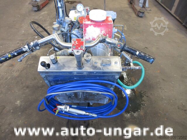 Road markings Graco LineLazer Viscount I Airlesspumpe Marki