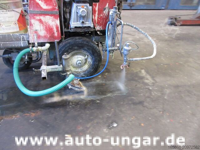 Road markings Graco LineLazer Viscount I Airlesspumpe Marki