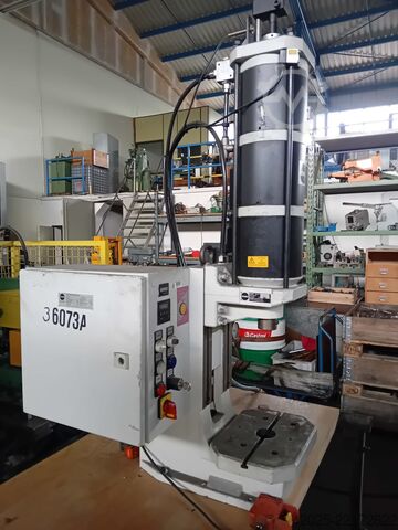 Pneumatische Presse SCHMIDT Typ 32