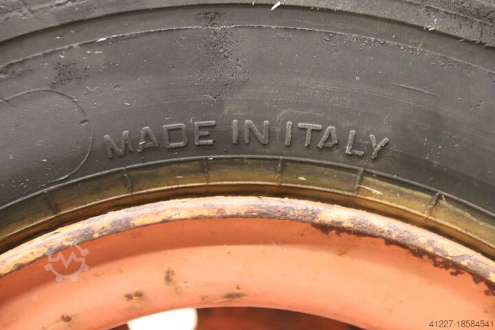 Solid rubber tires Jumbo Solid 18x7-8/4.32