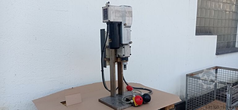 Gewindeschneideinheit Gewindebohreinheit Sugino Synchrotapper STB-H 108