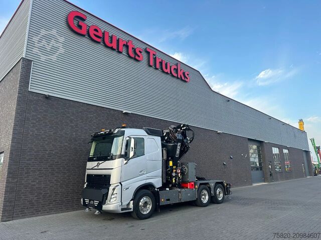 Crane truck Volvo FH 520 6X2 TREKKER/TRACTOR/SZM MET FASSI F710RA...