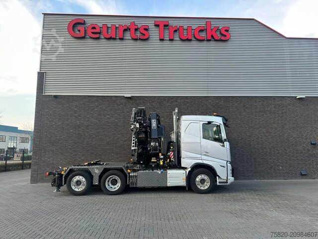 Crane truck Volvo FH 520 6X2 TREKKER/TRACTOR/SZM MET FASSI F710RA...