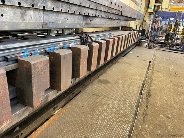 Press brake MENGELE H1250-10