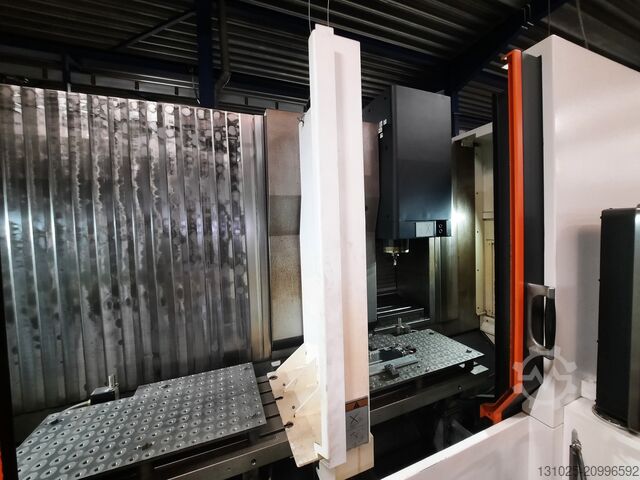 Vertical machining center MAZAK VTC-530C