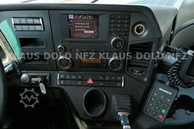 Standard tractor unit MERCEDES-BENZ Actros 1848 Retarder 2-Tanks Euro 6