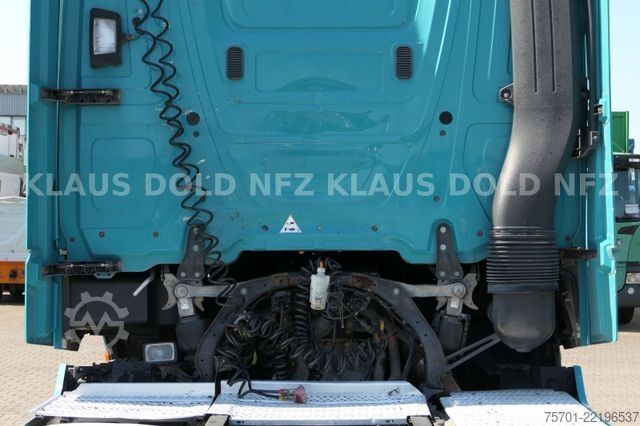 Standard tractor unit MERCEDES-BENZ Actros 1848 Retarder 2-Tanks Euro 6