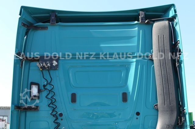 Standard tractor unit MERCEDES-BENZ Actros 1848 Retarder 2-Tanks Euro 6