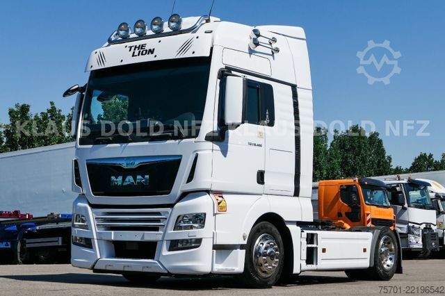 Volume tractor unit MAN TGX 18.480 XXL Retarder Standklima Hydraulik EU6