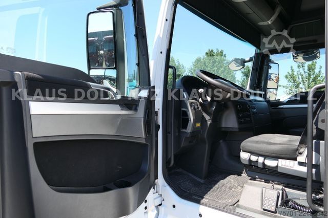 Volume tractor unit MAN TGX 18.480 XXL Retarder Standklima Hydraulik EU6