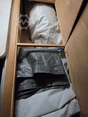 Caravan KIP Kompakt KK 400 EK Wohnwagen Hubdach Küche