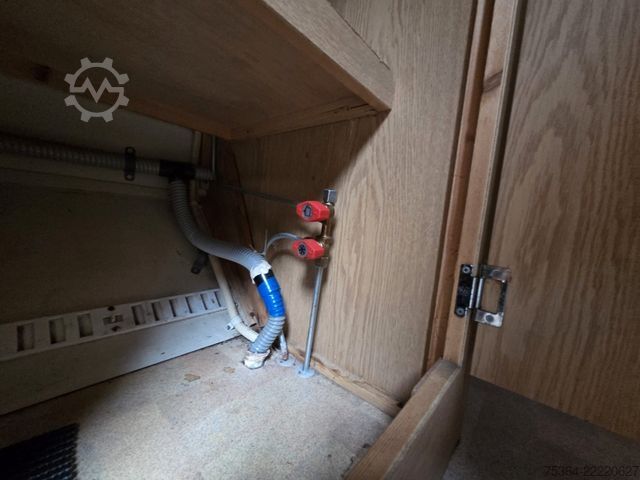 Caravan KIP Kompakt KK 400 EK Wohnwagen Hubdach Küche