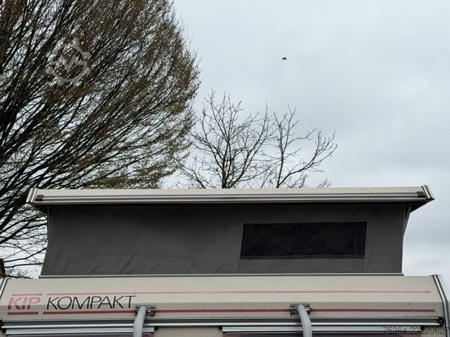 Caravan KIP Kompakt KK 400 EK Wohnwagen Hubdach Küche