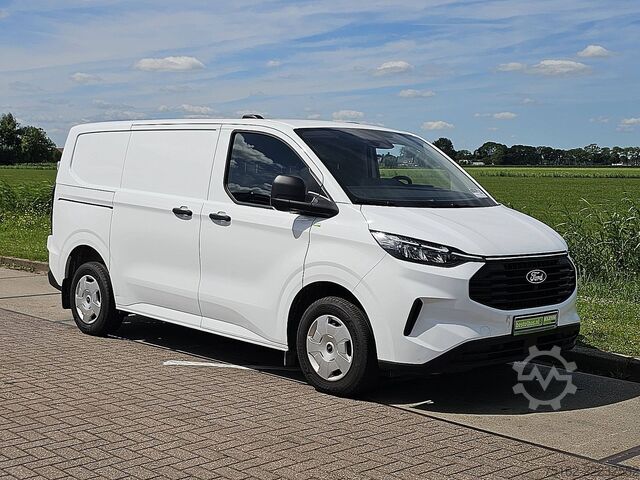 High-roof van FORD TRANSIT CUSTOM 2.0 L1H1 BPM-Vrij TREND!