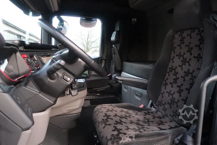 Standard-SZM Scania 590S V8 NGS RETARDER/ FULL AIR/ PARK AIRCO/ 2X ...