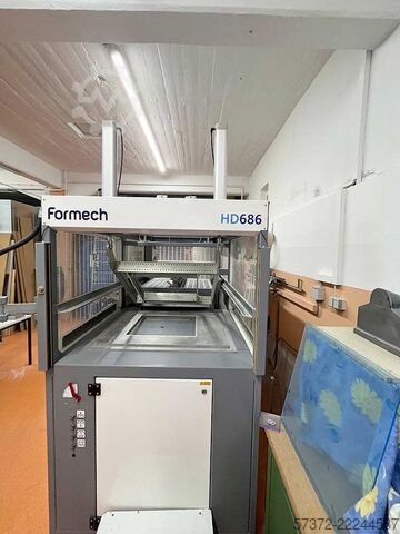Tiefziehmaschine Formech HD 686