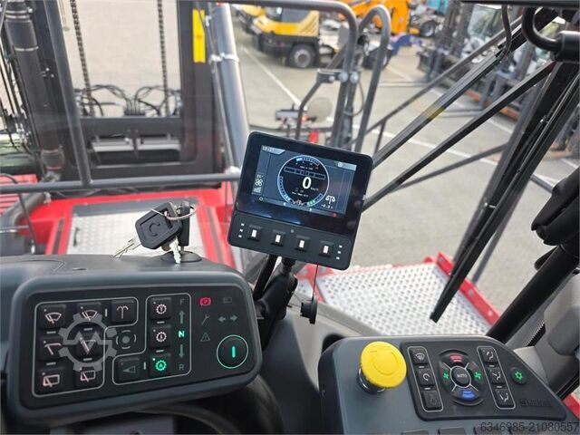 Container stacker Kalmar DCG90-45ES7