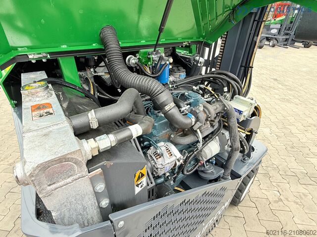 Vierwegestapler Combilift CB3000 / TRIPLEX 4900MM / FREE LIFT