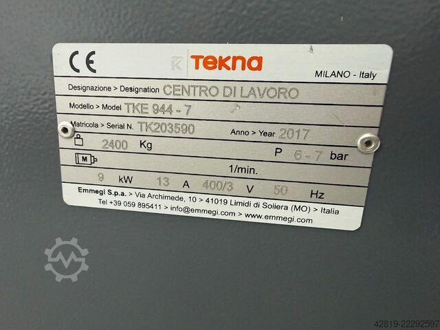 4-axis CNC machining center Tekna TKE 944-7