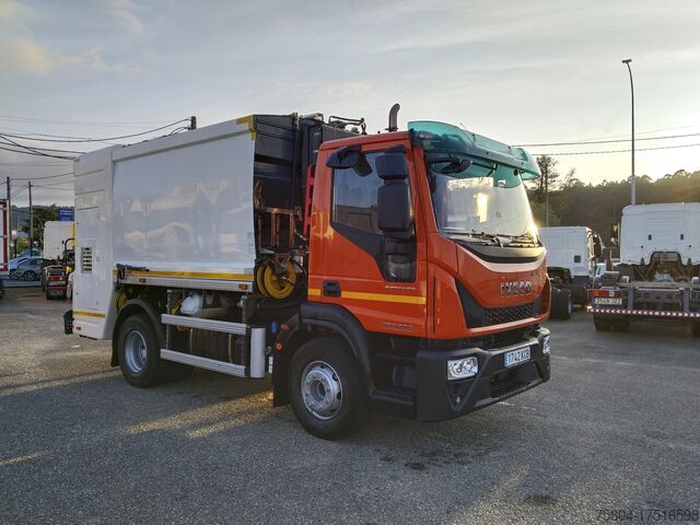 Vacuum tanker truck Iveco ML160E28