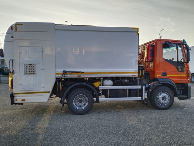 Vacuum tanker truck Iveco ML160E28