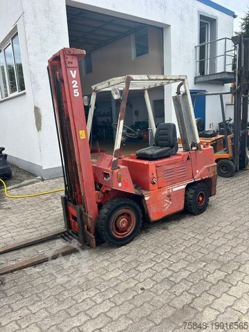 Frontstapler O&K 3 x O+K V25 Schaufel und Gabel