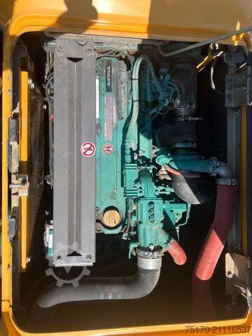 Radbagger Volvo EW160D / 2014 / 1xTieflöffel / Forstschutzgitter