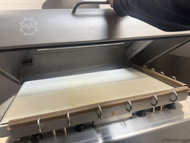 Vakuumverpackungsmaschine mit Tunnel KOMET S 501B and st 170