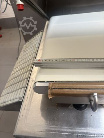 Vakuumverpackungsmaschine mit Tunnel KOMET S 501B and st 170