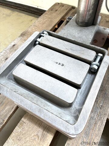 Ständerbohrmaschine Maxion ECOMAX 14