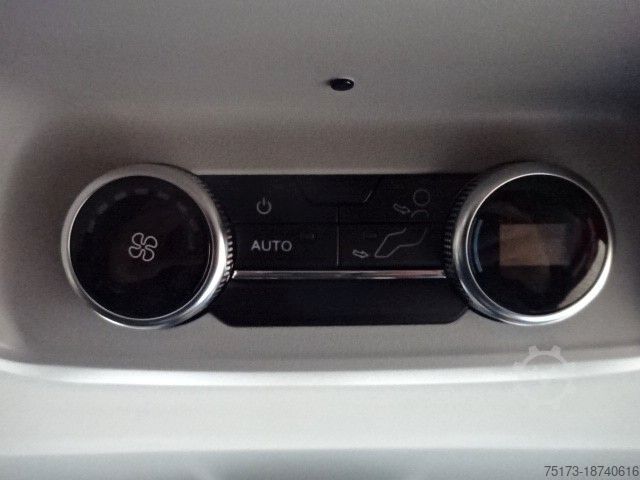 Kleinbus FORD Tourneo Custom 320L2 Titanium AWD Autom AHK ACC