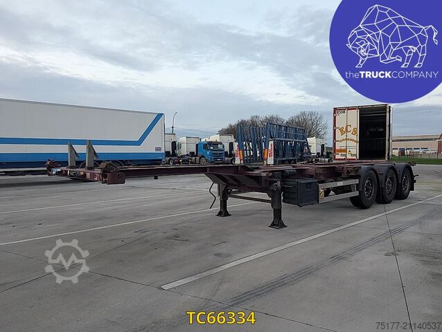 Containertransport Renders 