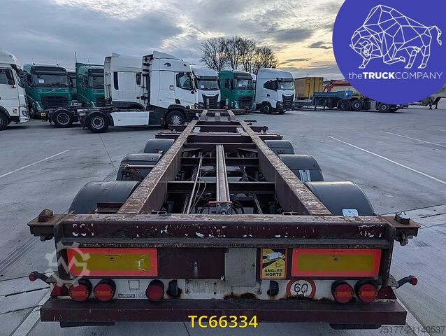 Containertransport Renders 